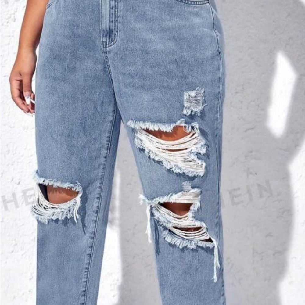 Gently used SHEIN 2xl High Waisted, ripped and Bootleg